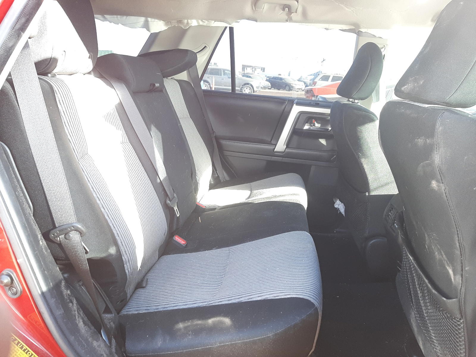 Photo 6 from auction – 2017 TOYOTA 4RUNNER SR with VIN JTEBU5JR0H5420102