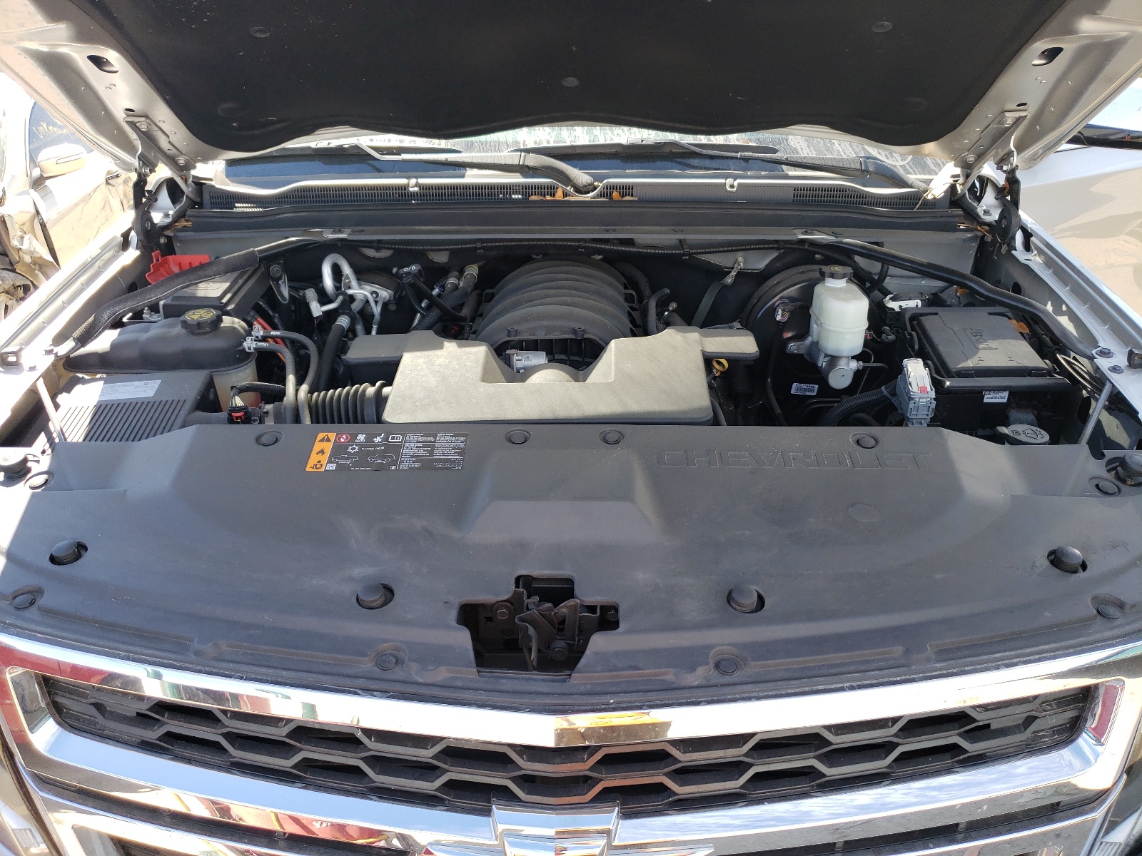 Photo 7 from auction – 2019 CHEVROLET SUBURBAN C with VIN 1GNSCGKCXKR133399