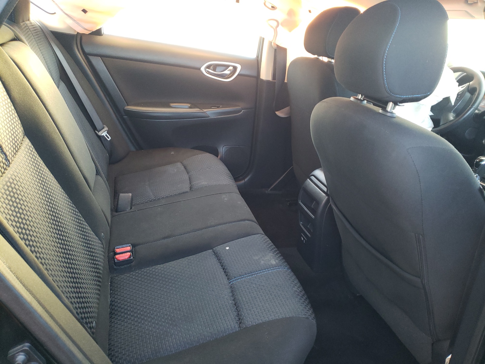 Photo 6 from auction – 2019 NISSAN SENTRA S with VIN 3N1AB7AP1KY291333