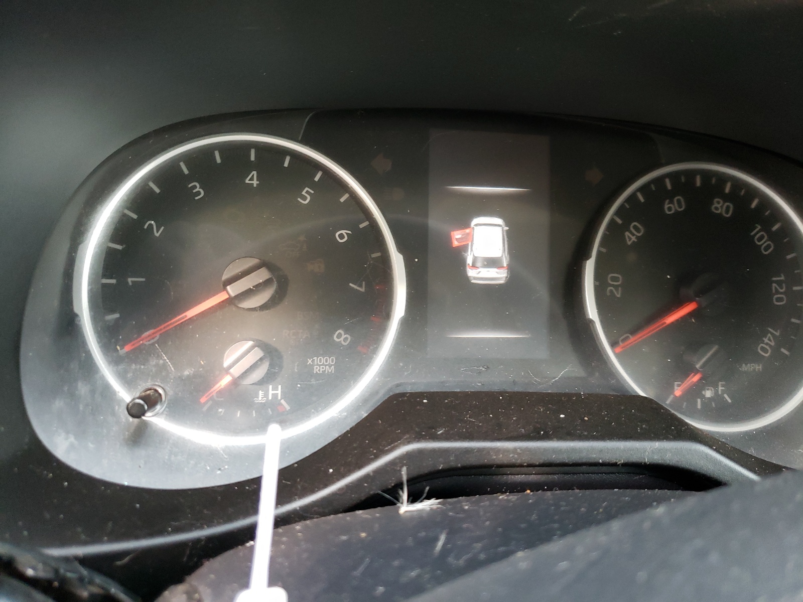 Photo 8 from auction – 2019 TOYOTA RAV4 LE with VIN 2T3F1RFV0KC030579