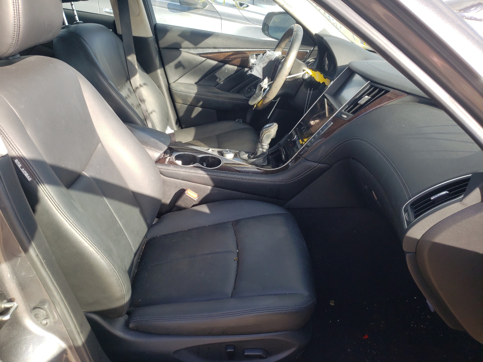 Photo 5 from auction – 2019 INFINITI Q50 LUXE with VIN JN1EV7AP6KM511643