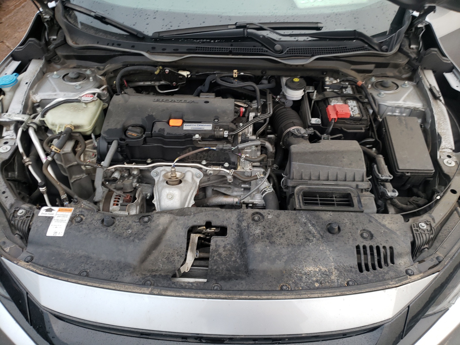 Photo 7 from auction – 2019 HONDA CIVIC LX with VIN 19XFC2F60KE200119