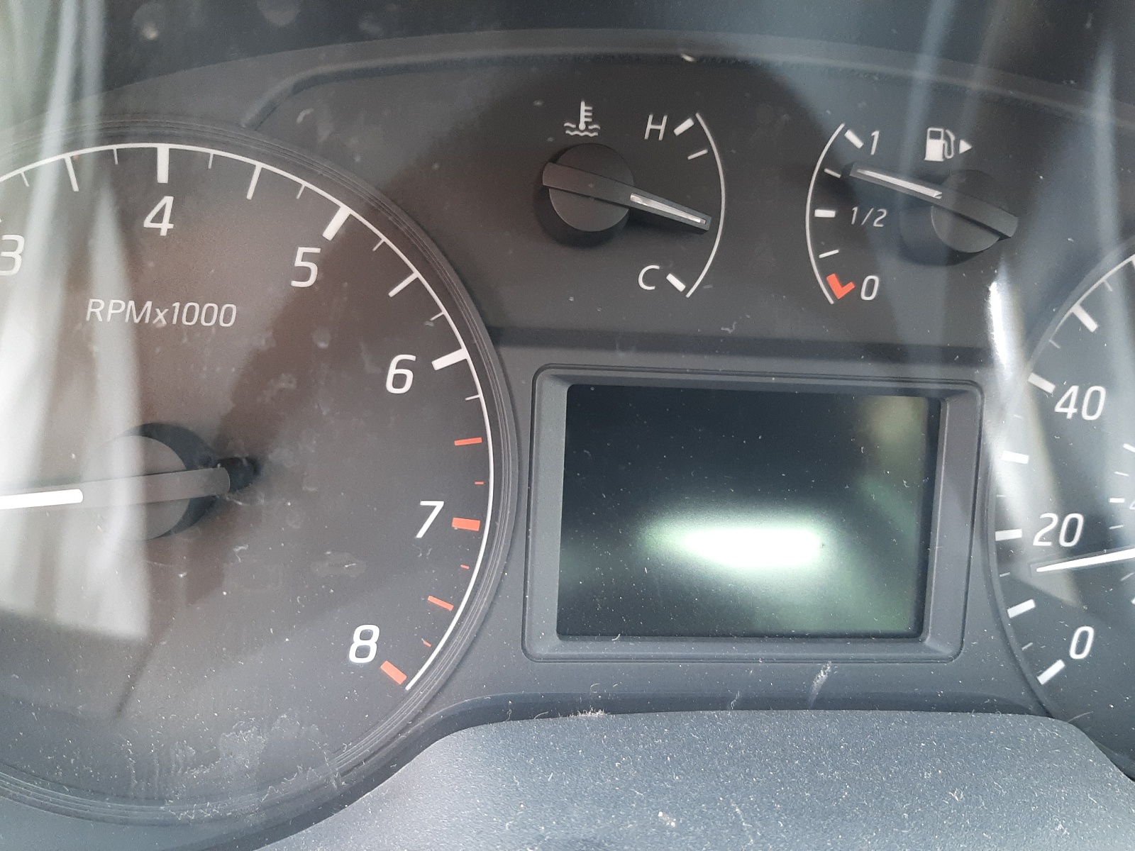 Photo 8 from auction – 2017 NISSAN SENTRA with VIN 3N1AB7AP5HY241334
