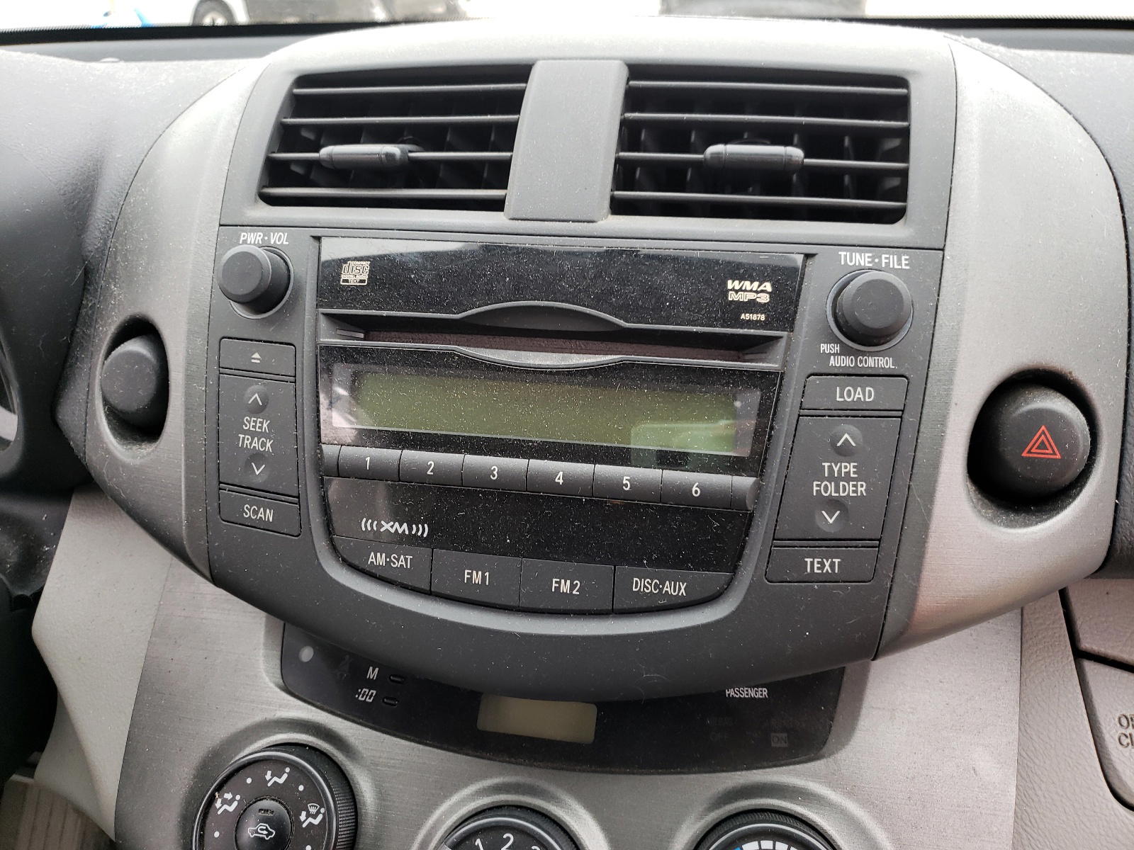 Photo 9 from auction – 2011 TOYOTA RAV4 with VIN 2T3ZF4DV6BW081152
