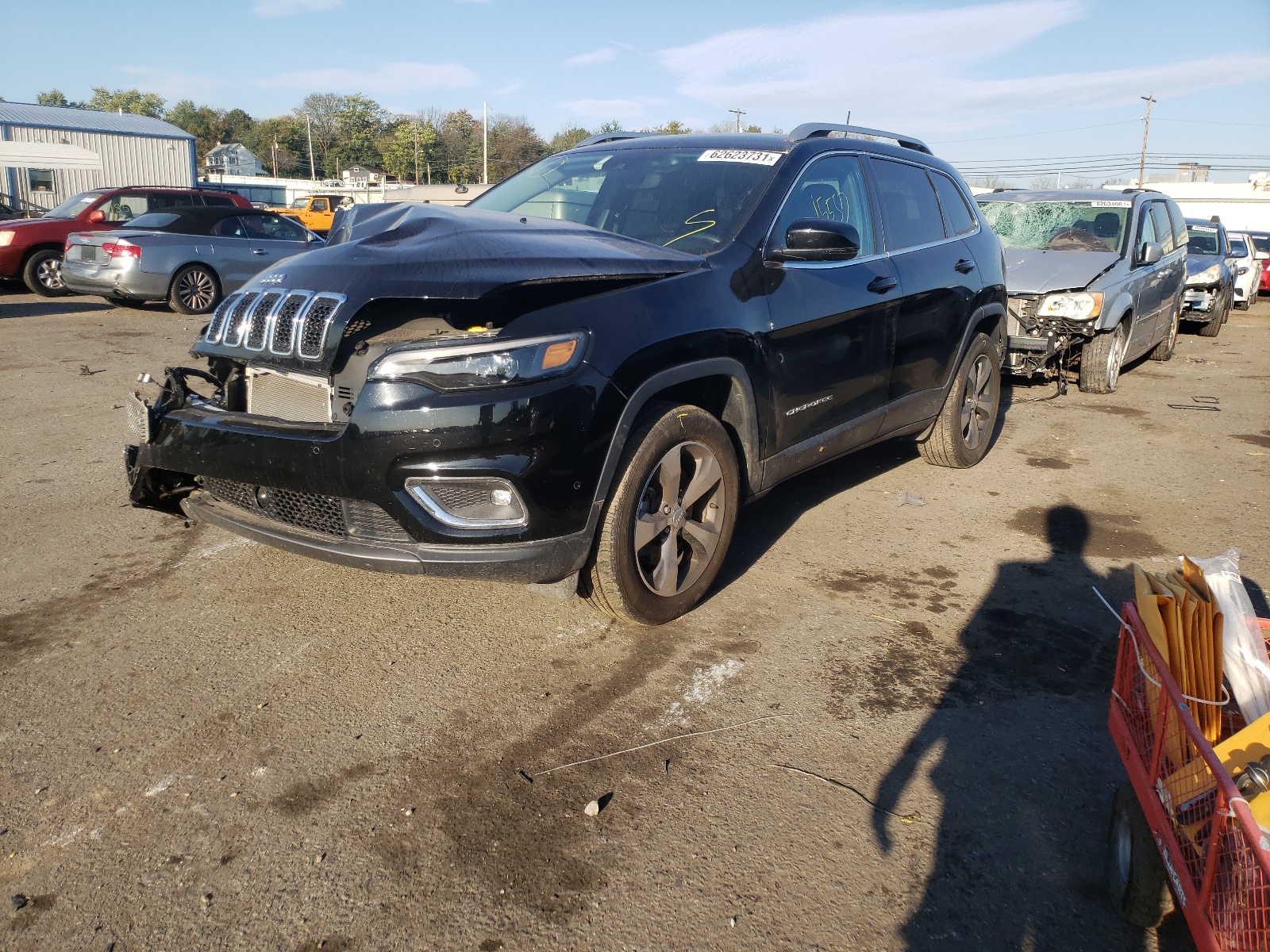 Photo 2 from auction – 2019 JEEP CHEROKEE L with VIN 1C4PJMDX8KD102314