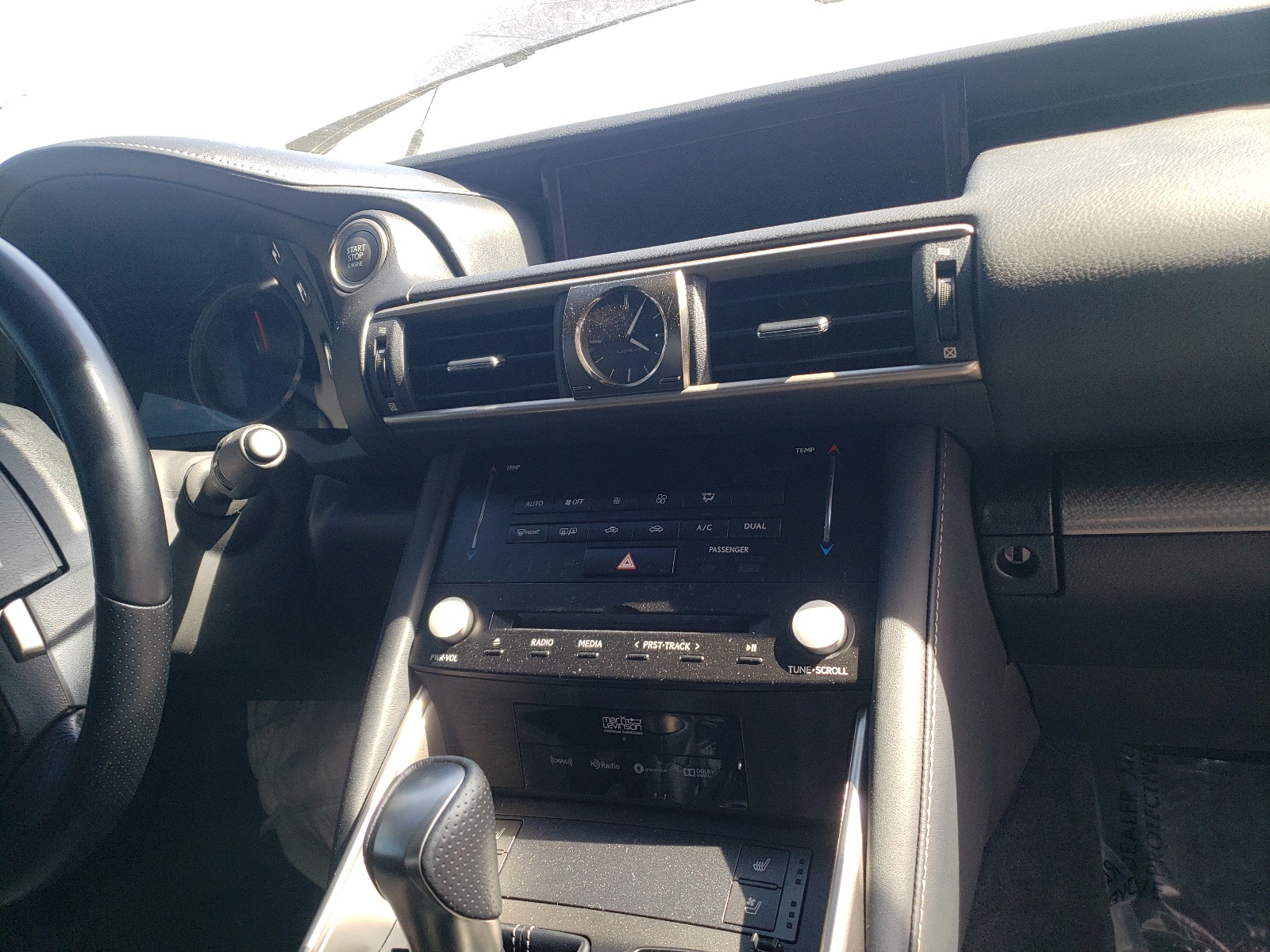 Фото 9 с аукциона – 2018 LEXUS IS 350 с VIN JTHBZ1D23J5033772