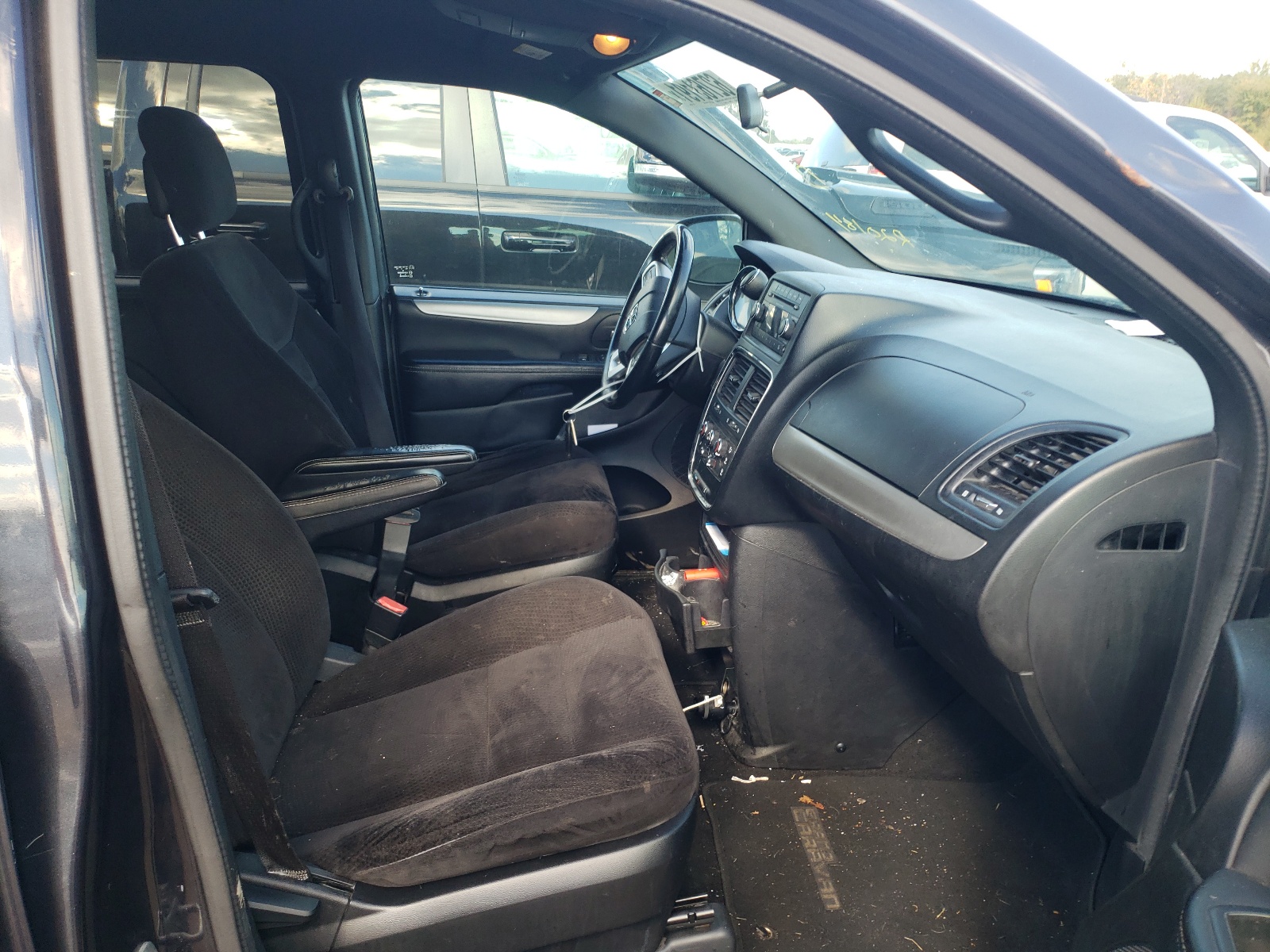 صورة رقم 5 من المزاد - 2014 DODGE GRAND CARA مع VIN 2C4RDGBG3ER201841