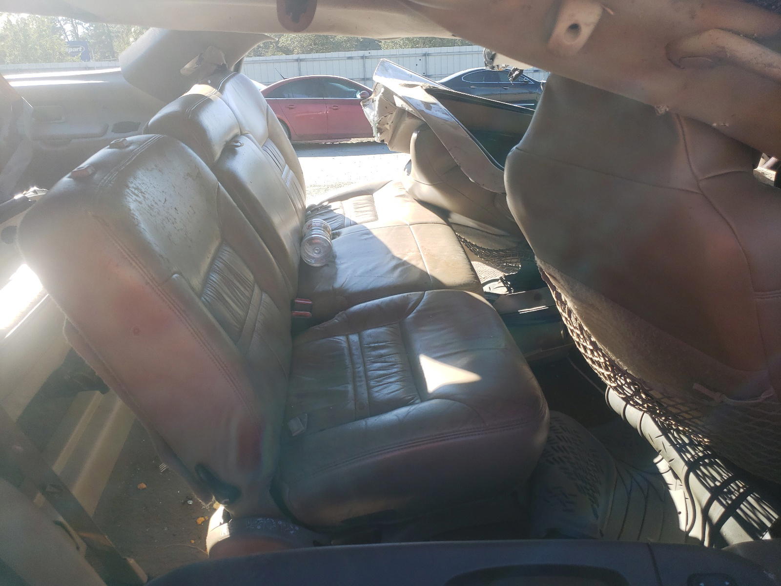 Photo 6 from auction – 2000 FORD EXCURSION with VIN 1FMSU43F5YEC77550