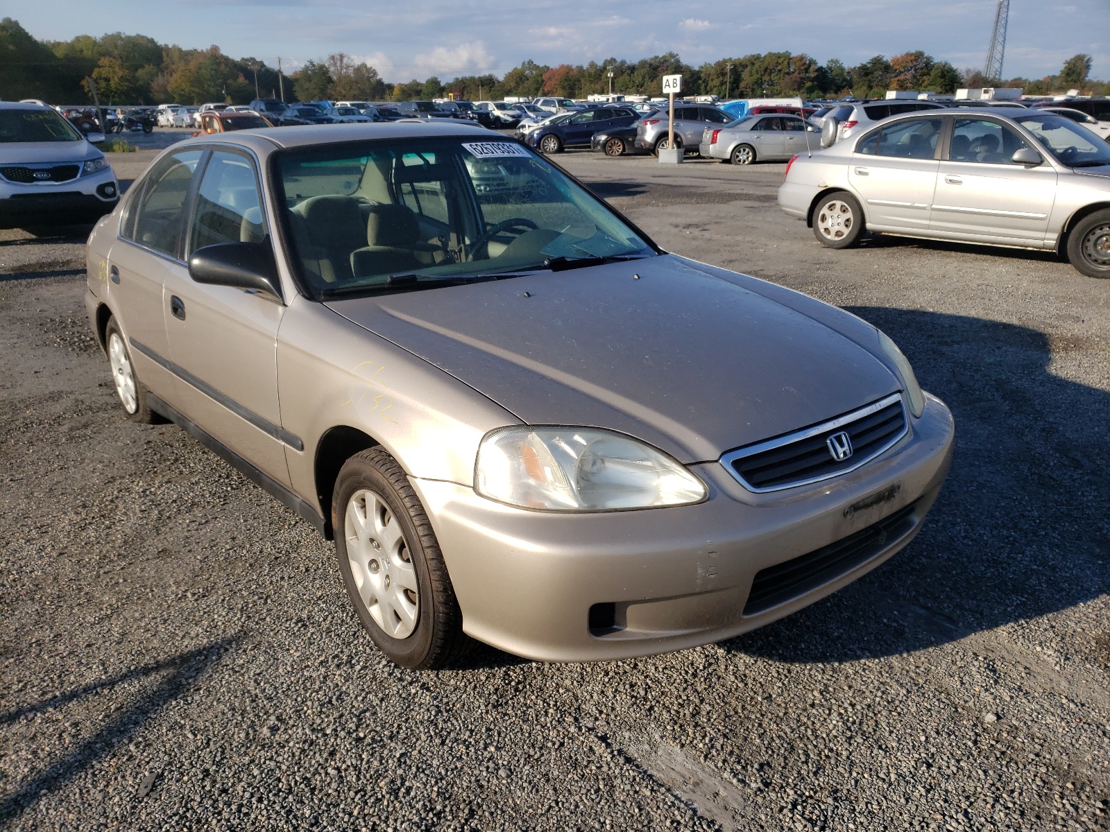 Photo 1 from auction – 2000 HONDA CIVIC with VIN 1HGEJ6674YL018457