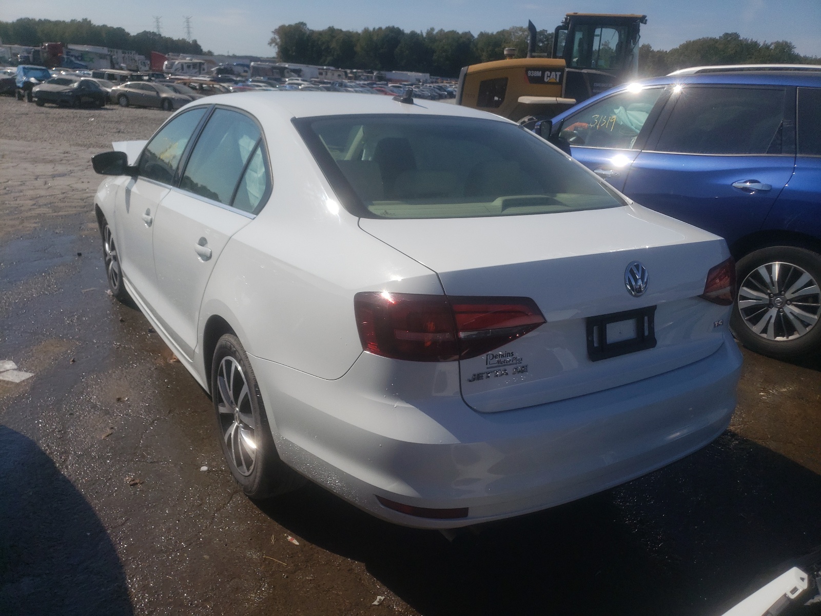 Photo 3 from auction – 2017 VOLKSWAGEN JETTA SE with VIN 3VWDB7AJ7HM281960