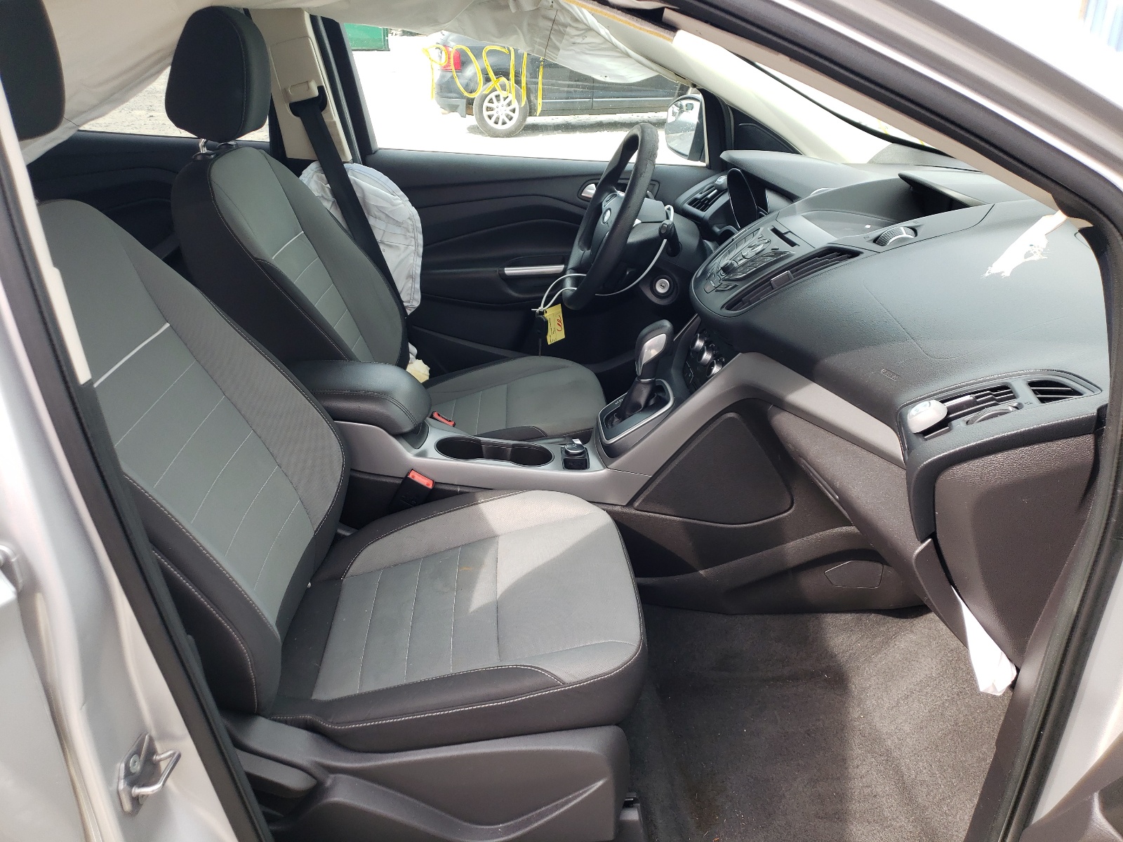 Photo 5 from auction – 2013 FORD ESCAPE SE with VIN 1FMCU0GX4DUB72191