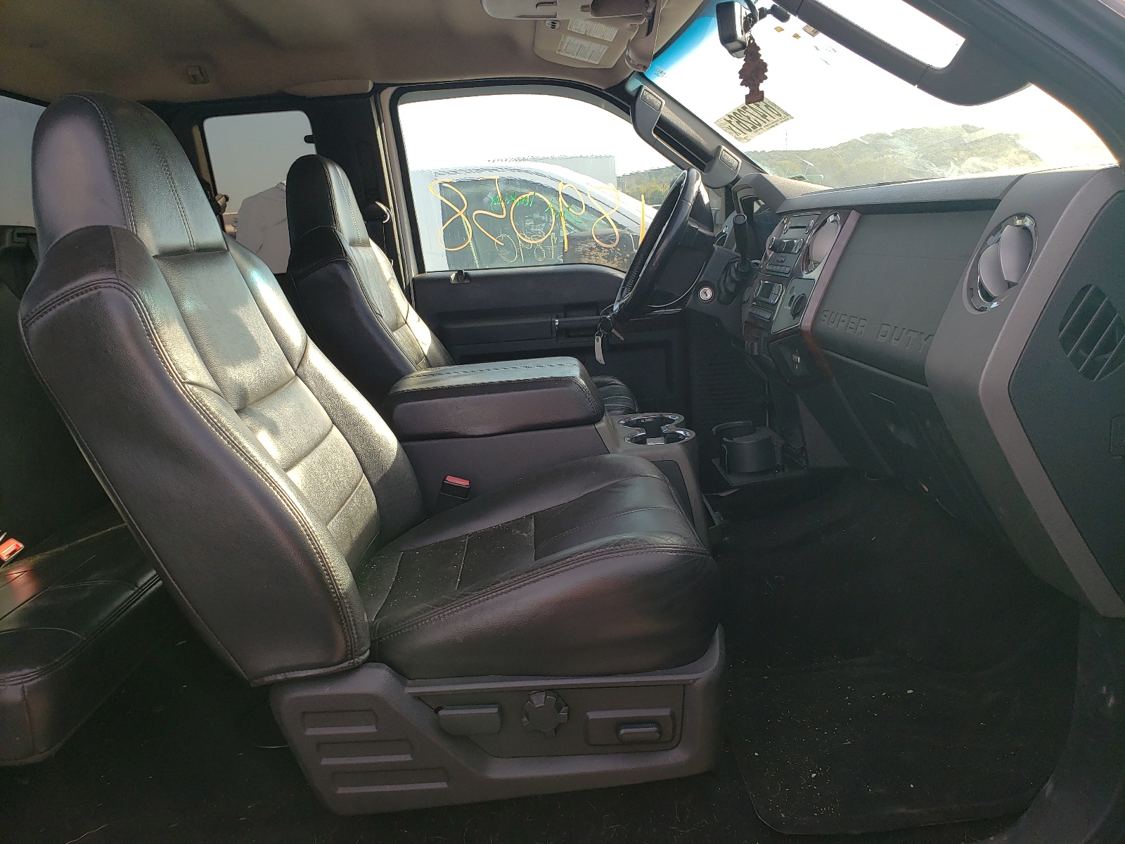 Photo 5 from auction – 2010 FORD F250 SUPER with VIN 1FTSX2B52AEA03477