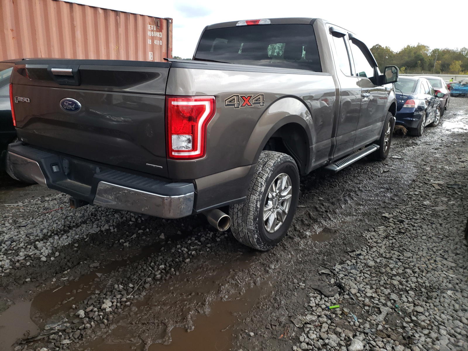Photo 4 from auction – 2016 FORD F150 SUPER with VIN 1FTFX1EF6GFB33684