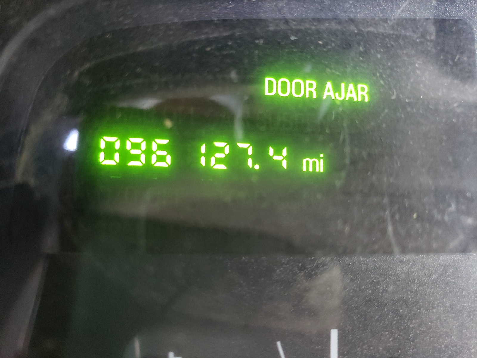 Photo 8 from auction – 1999 LINCOLN TOWN CAR E with VIN 1LNHM81W3XY694182