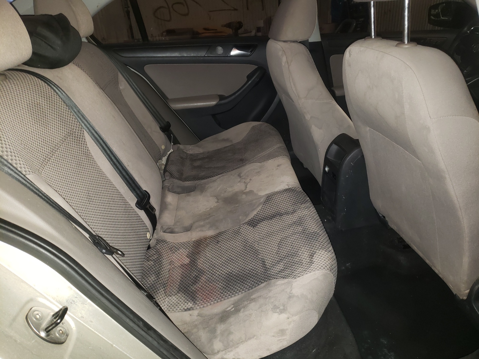 Photo 6 from auction – 2014 VOLKSWAGEN JETTA BASE with VIN 3VW2K7AJ8EM226436