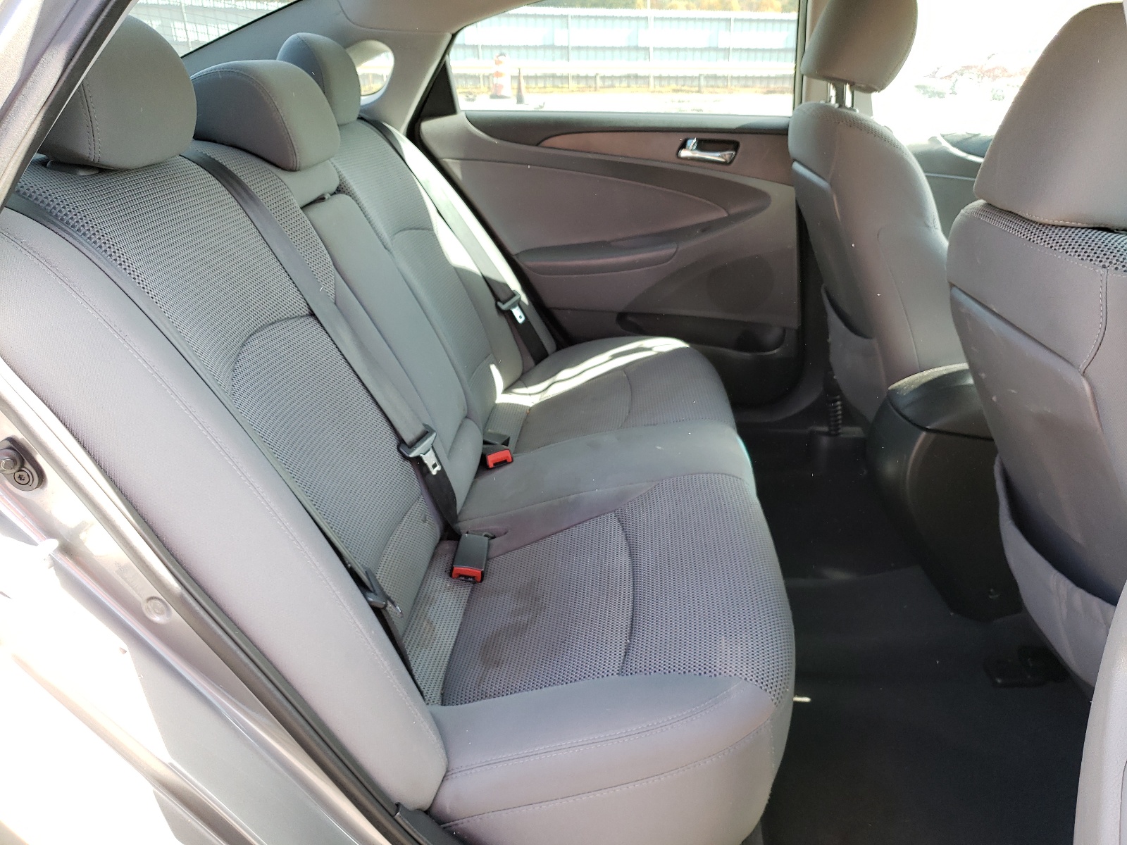 Photo 6 from auction – 2013 HYUNDAI SONATA GLS with VIN 5NPEB4AC5DH545247