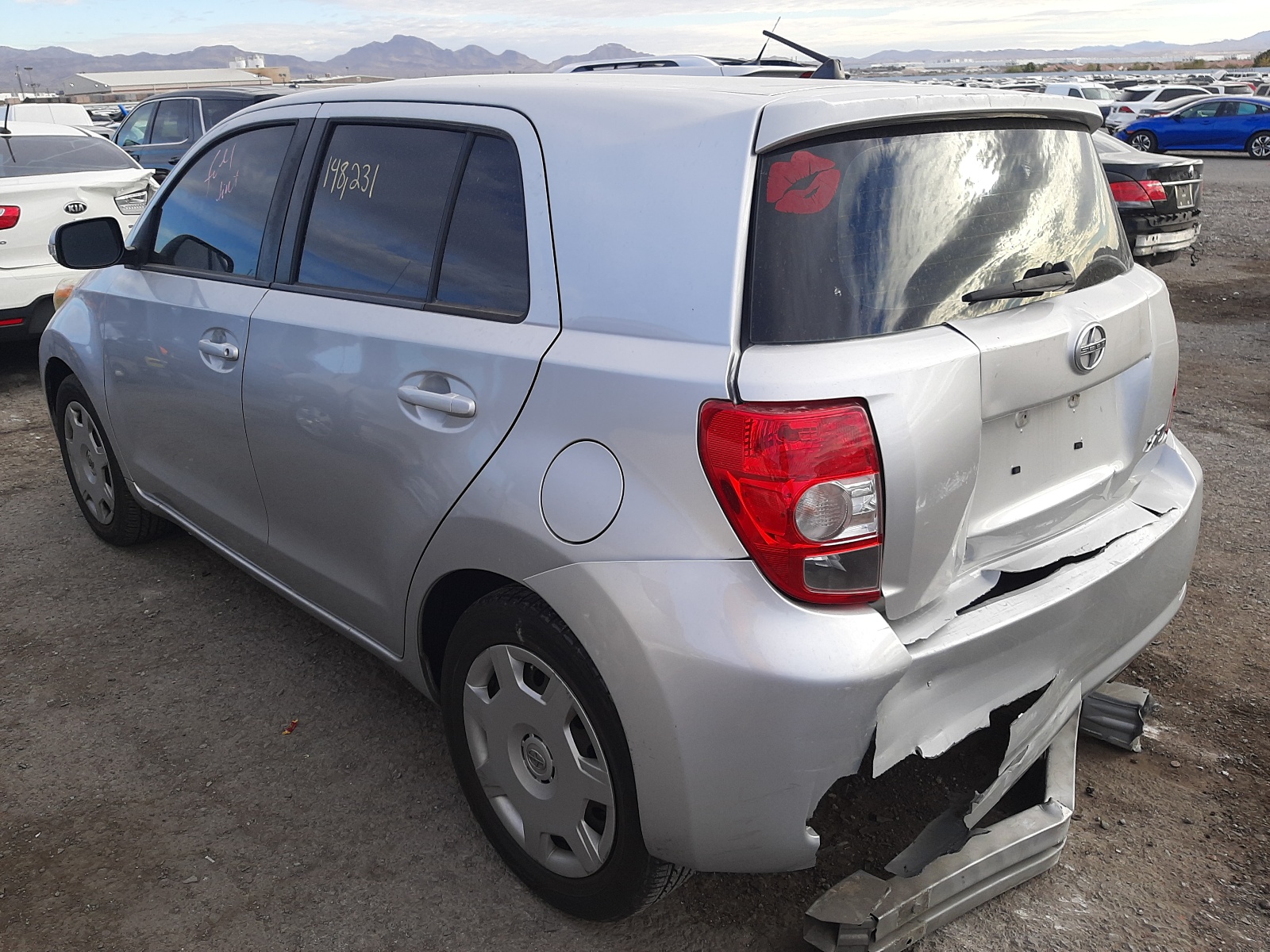 Photo 3 from auction – 2008 TOYOTA SCION XD with VIN JTKKU10478J028401