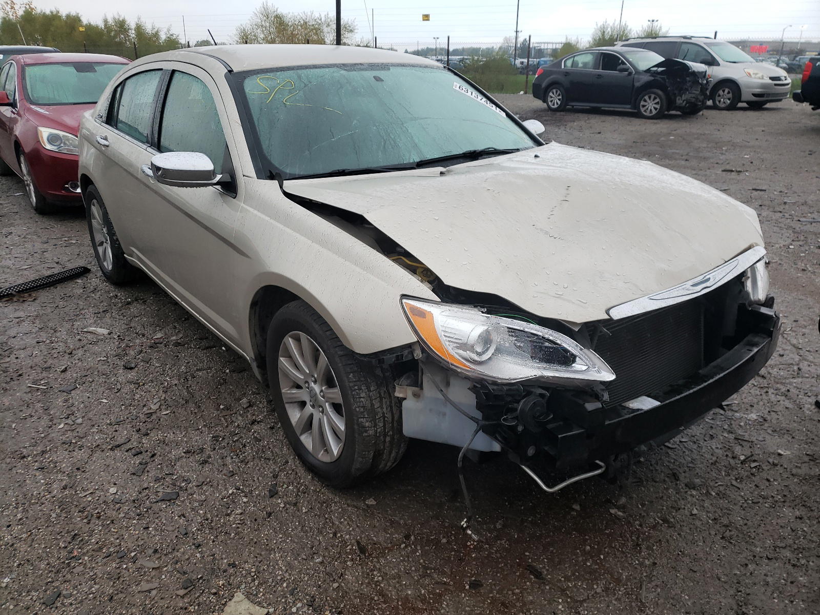 CHRYSLER 200 LIMITE 2014 with VIN 1C3CCBCGXEN153038 - Photo from auction