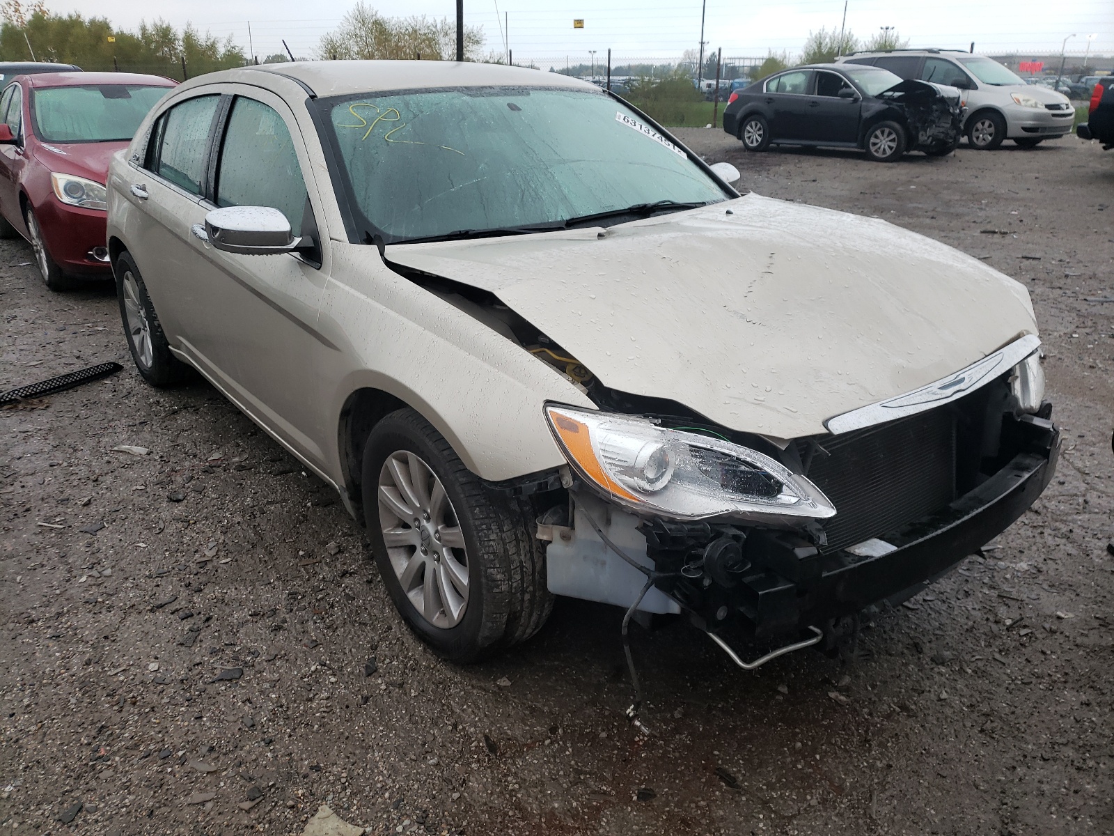 CHRYSLER 200 LIMITE 2014 مع رقم تعريف المركبة 1C3CCBCGXEN153038 - صورة من المزاد