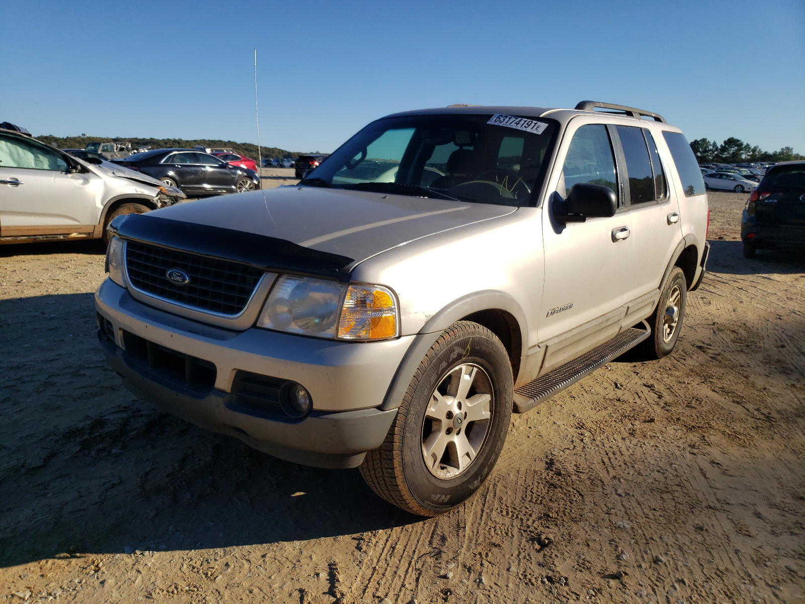 Photo 2 from auction – 2002 FORD EXPLORER X with VIN 1FMZU73E32ZC22263