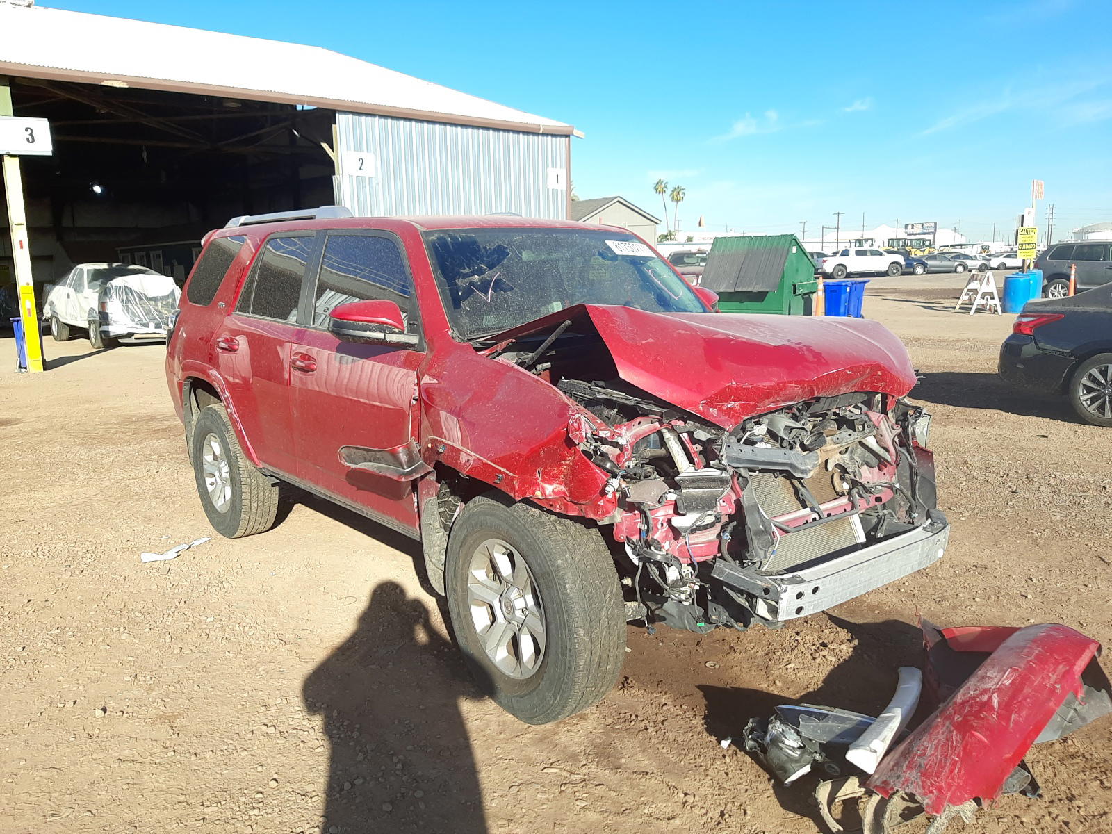 TOYOTA 4RUNNER SR 2017 with VIN JTEBU5JR0H5420102 - Photo from auction