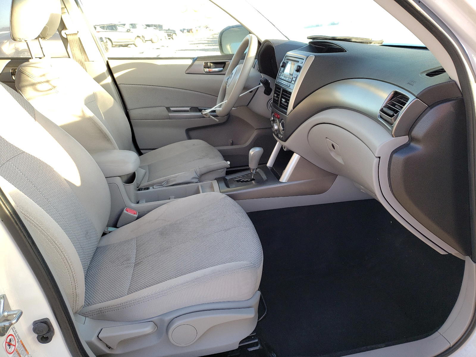 Photo 5 from auction – 2012 SUBARU FORESTER with VIN JF2SHADC5CH404138