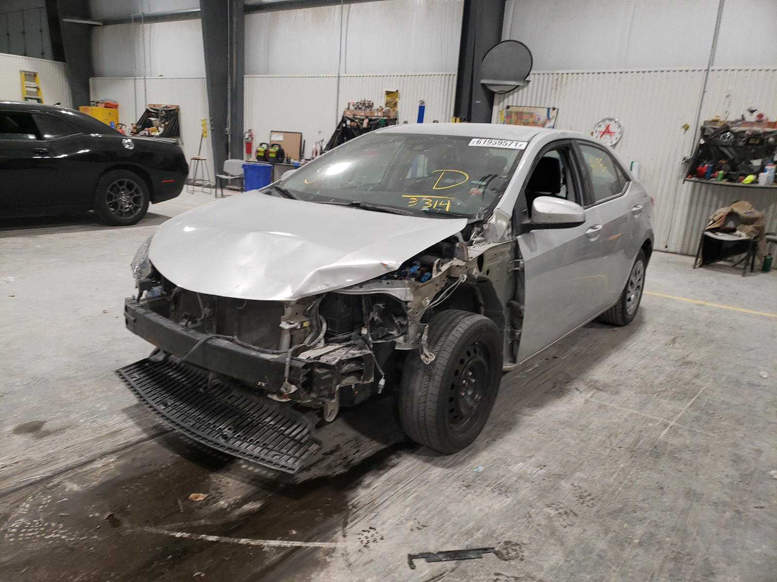 Photo 2 from auction – 2017 TOYOTA COROLLA L with VIN 5YFBURHEXHP713314