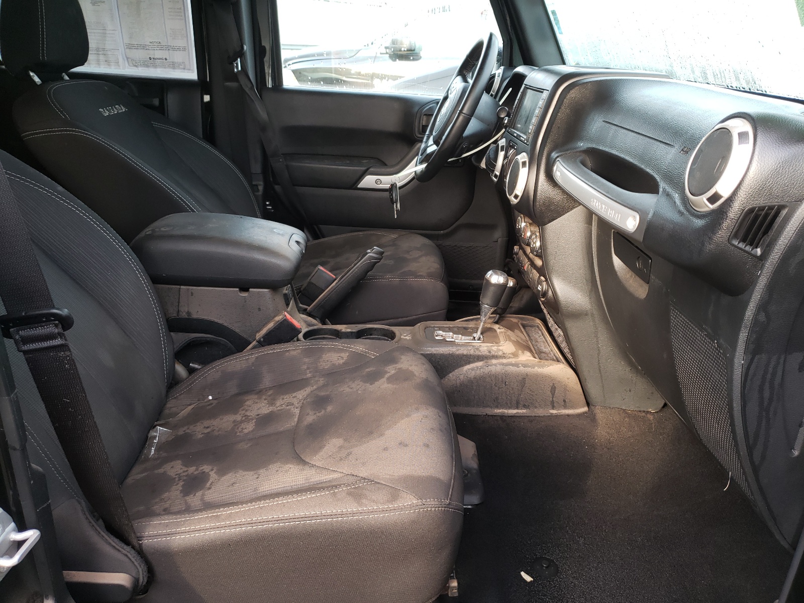 Photo 5 from auction – 2018 JEEP WRANGLER with VIN 1C4BJWEG2JL829957
