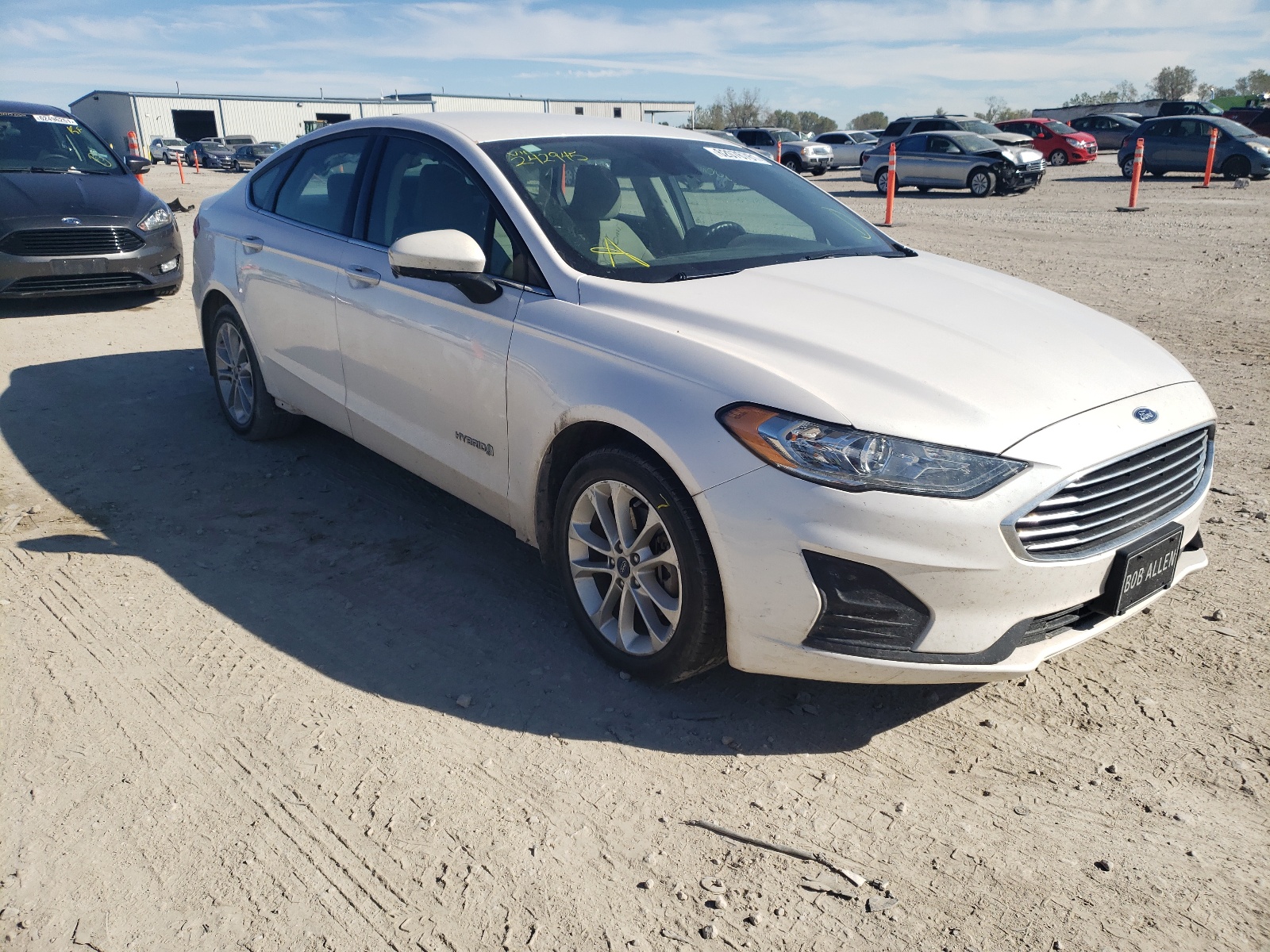 Photo 1 from auction – 2019 FORD FUSION SE with VIN 3FA6P0LU9KR242945