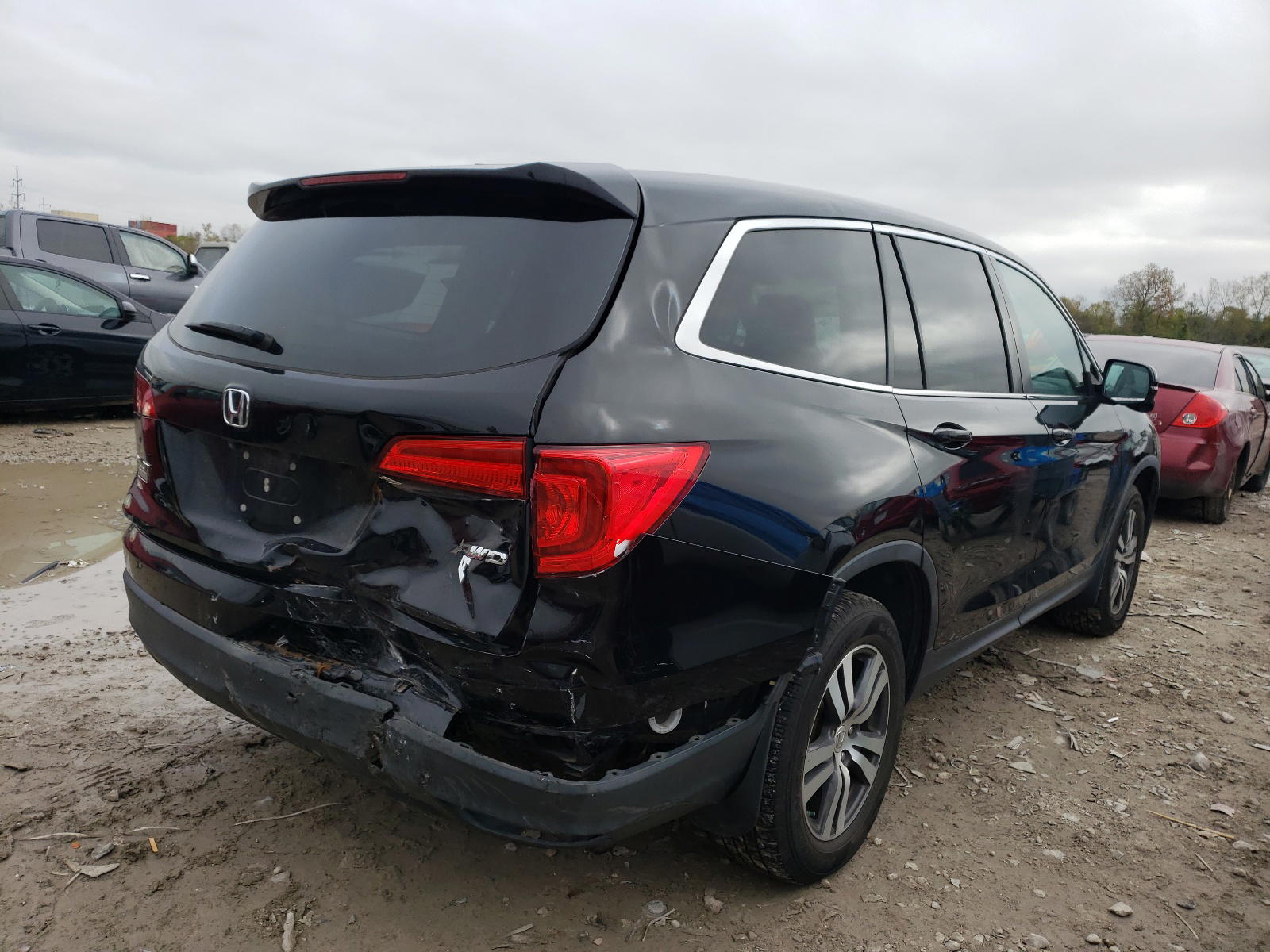 Photo 4 from auction – 2017 HONDA PILOT EXL with VIN 5FNYF6H59HB019096