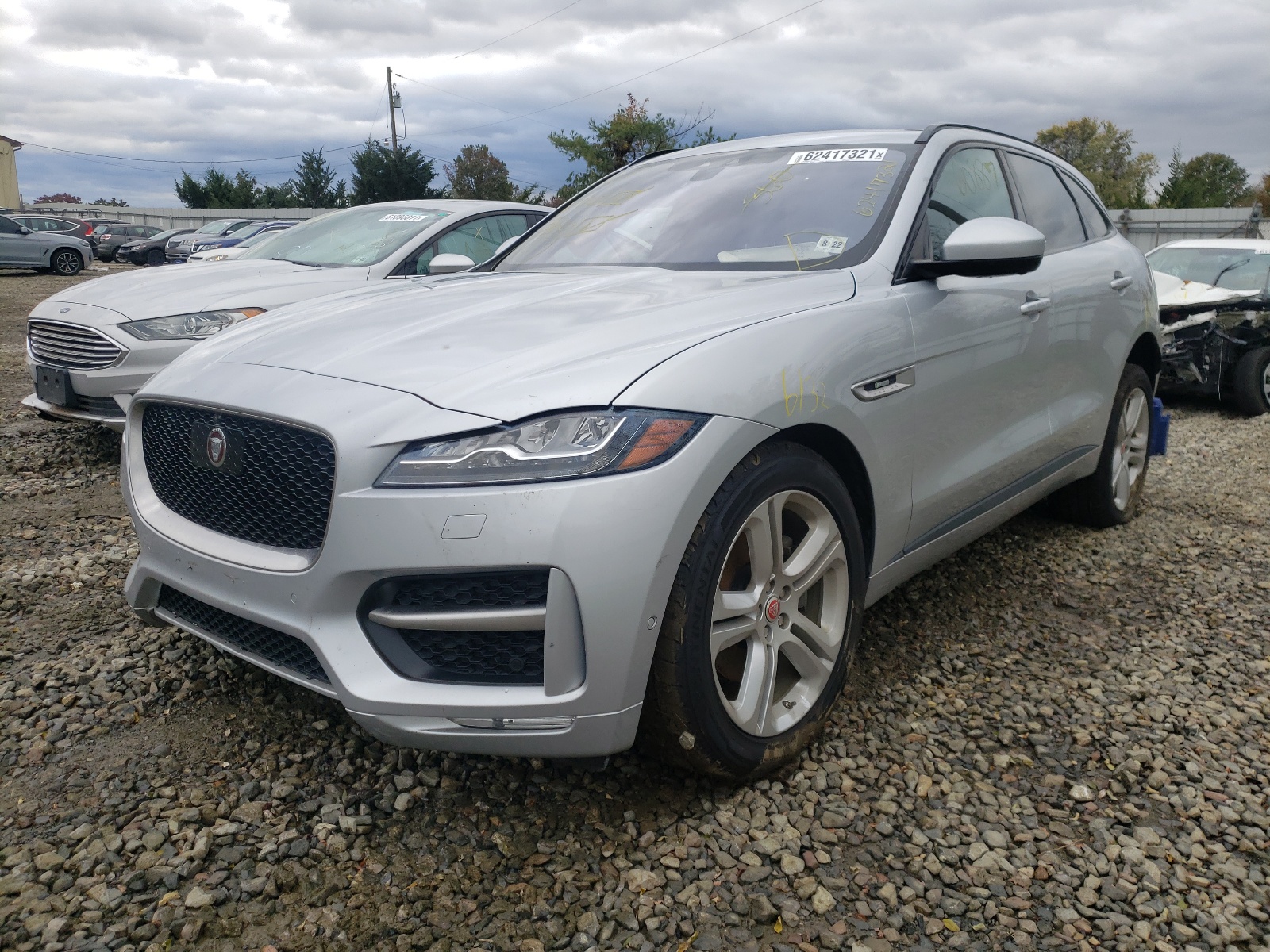 Photo 2 from auction – 2017 JAGUAR F-PACE R - with VIN SADCL2BV0HA060945