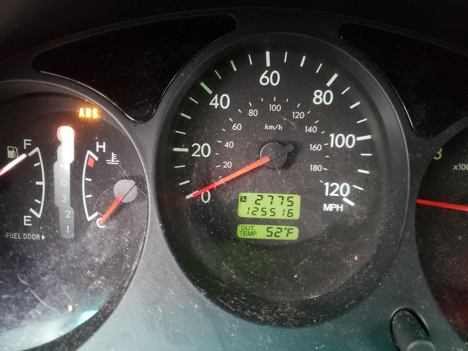 Photo 8 from auction – 2004 SUBARU FORESTER 2 with VIN JF1SG63604H742838