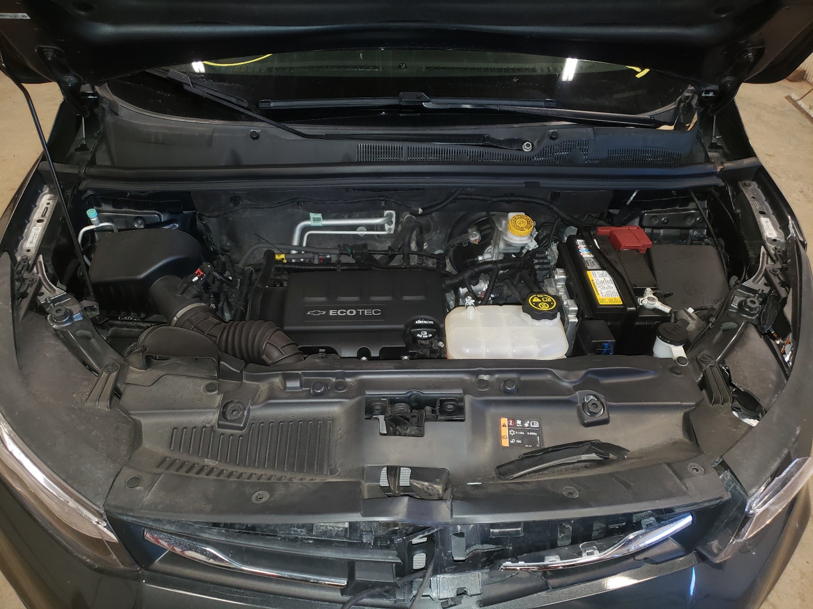 Photo 7 from auction – 2017 CHEVROLET TRAX 1LT with VIN 3GNCJPSB9HL265975