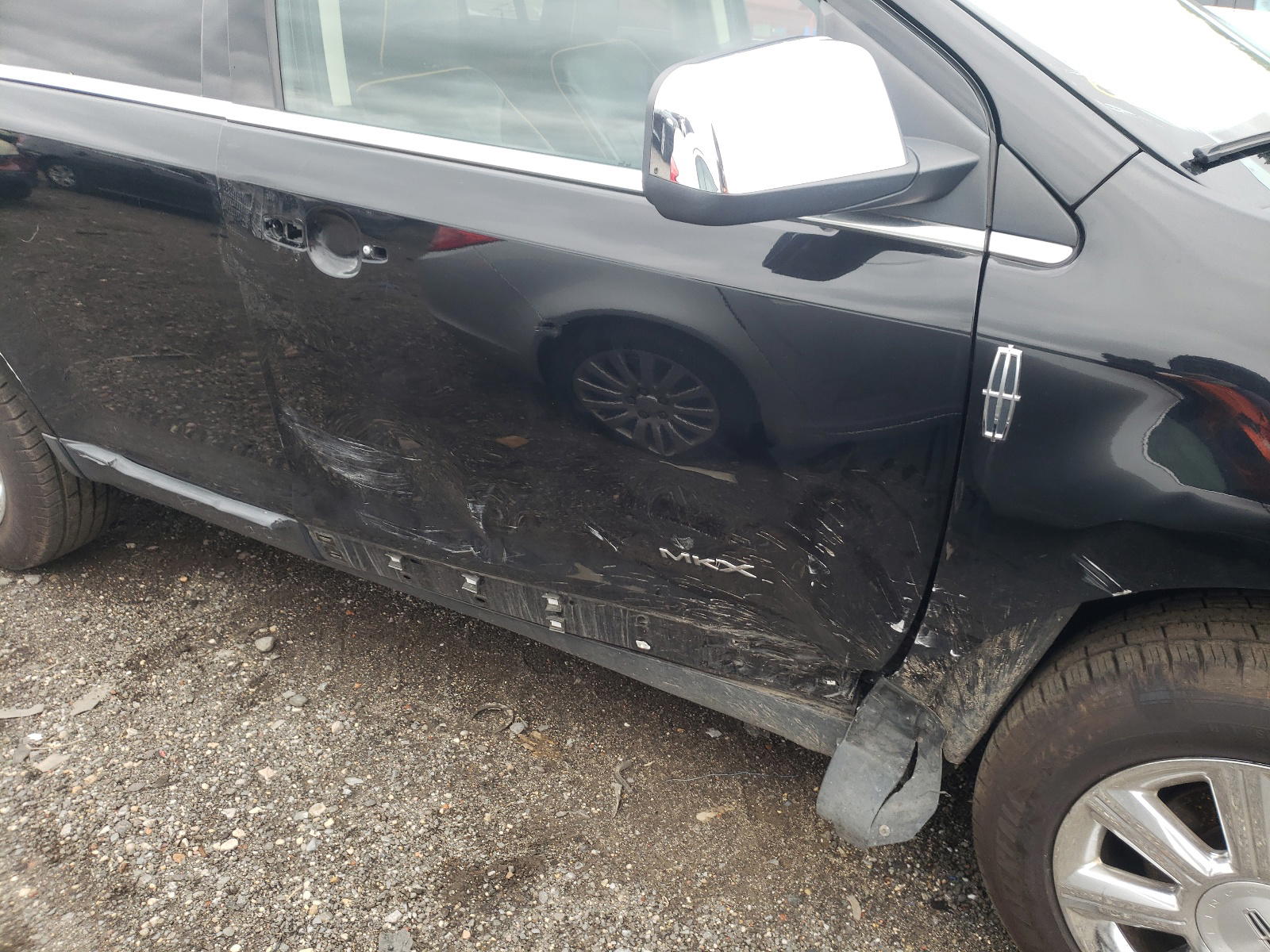 Photo 9 from auction – 2009 LINCOLN MKX with VIN 2LMDU68C39BJ10656