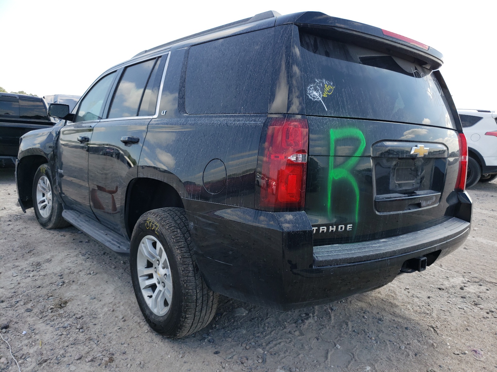 Photo 3 from auction – 2015 CHEVROLET TAHOE C150 with VIN 1GNSCBKC5FR700305