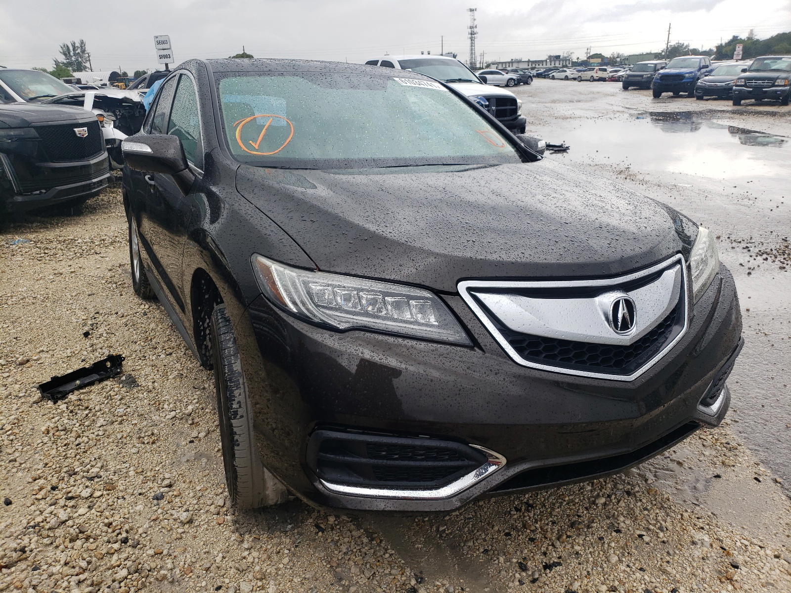 ACURA RDX TECHNO 2016 with VIN 5J8TB3H5XGL008366 - Photo from auction