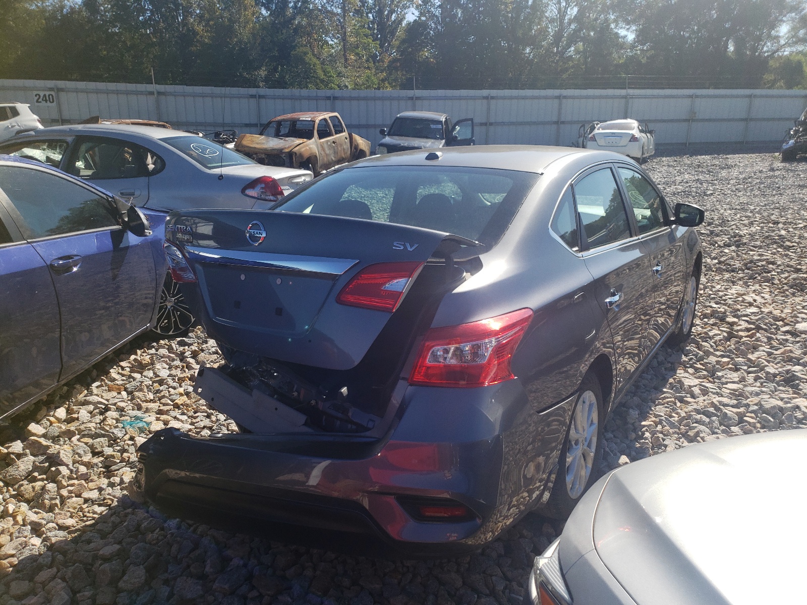 Photo 4 from auction – 2019 NISSAN SENTRA with VIN 3N1AB7APXKY396873