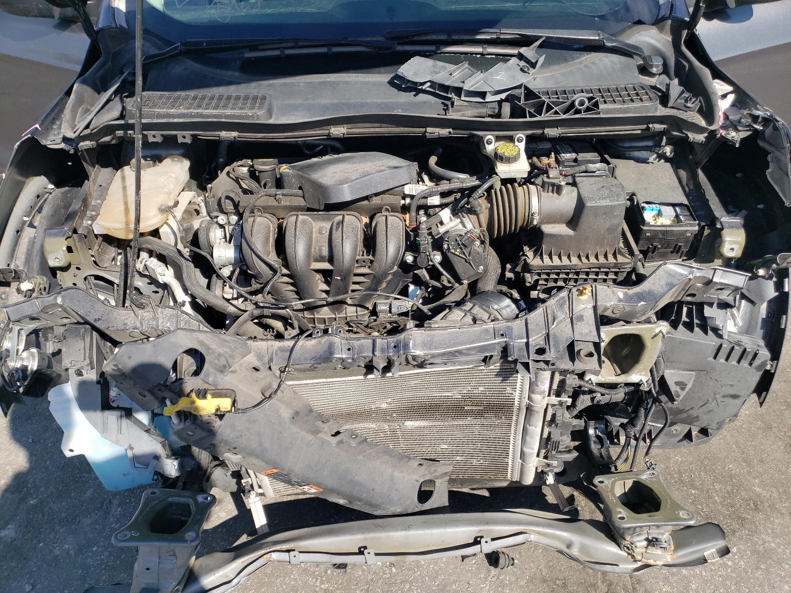 Photo 7 from auction – 2015 FORD ESCAPE S with VIN 1FMCU0F78FUB56922