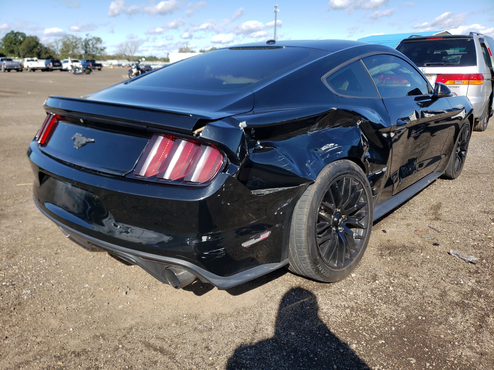 Photo 4 from auction – 2015 FORD MUSTANG with VIN 1FA6P8TH9F5306766