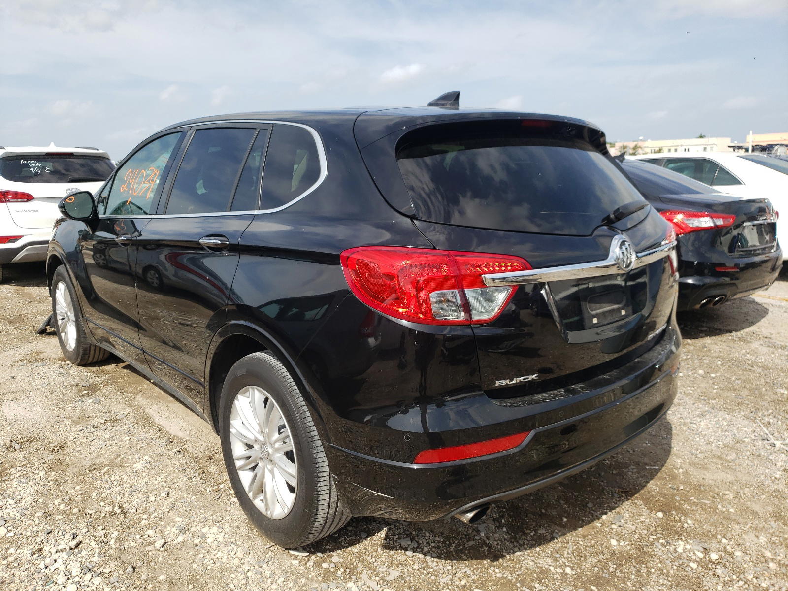 Photo 3 from auction – 2017 BUICK ENVISION P with VIN LRBFXASA8HD065294