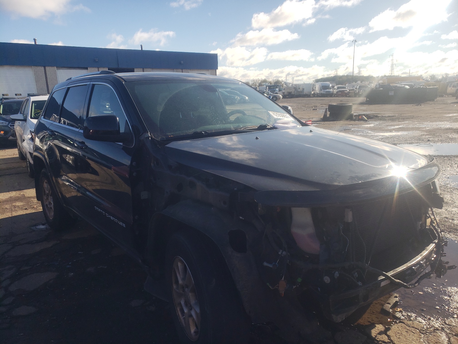 Photo 1 from auction – 2015 JEEP GRAND CHER with VIN 1C4RJFAG7FC821056