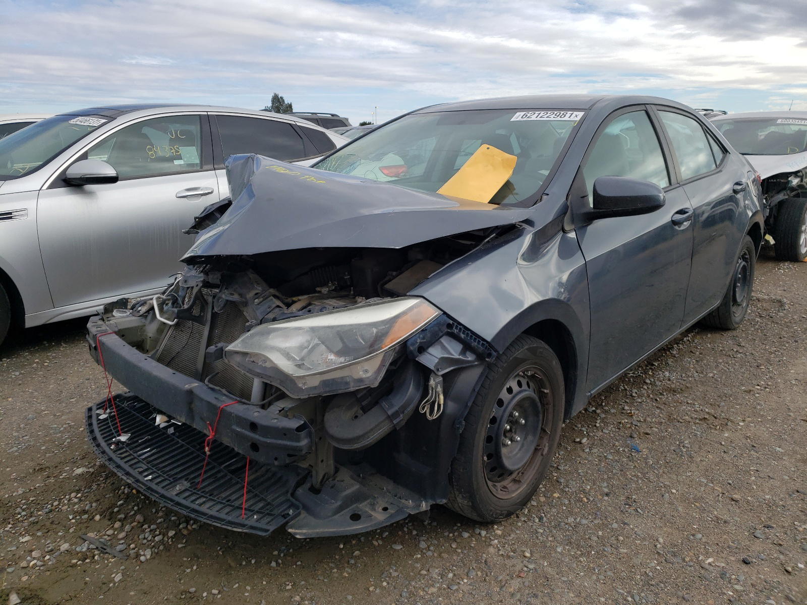 Photo 2 from auction – 2016 TOYOTA COROLLA L with VIN 5YFBURHE2GP397261