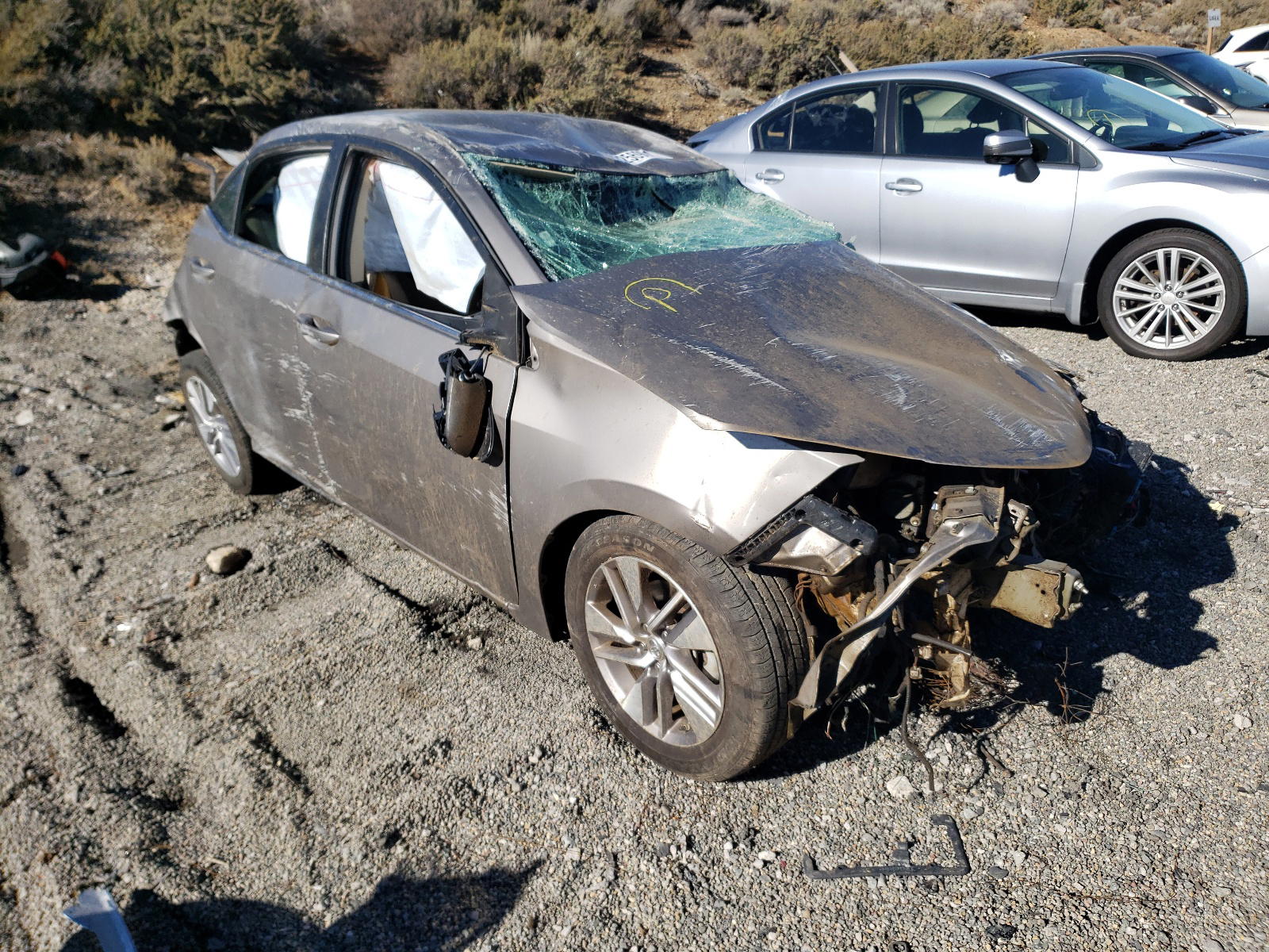 TOYOTA COROLLA EC 2015 with VIN 5YFBPRHE7FP180391 - Photo from auction