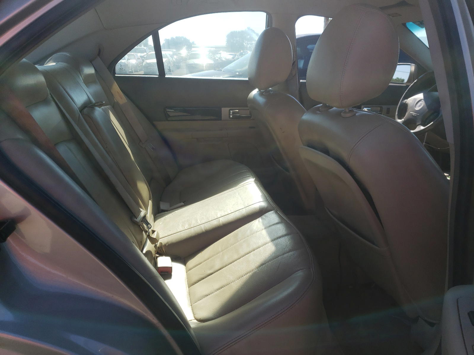 Photo 6 from auction – 2005 LINCOLN LS with VIN 1LNHM86S75Y600789