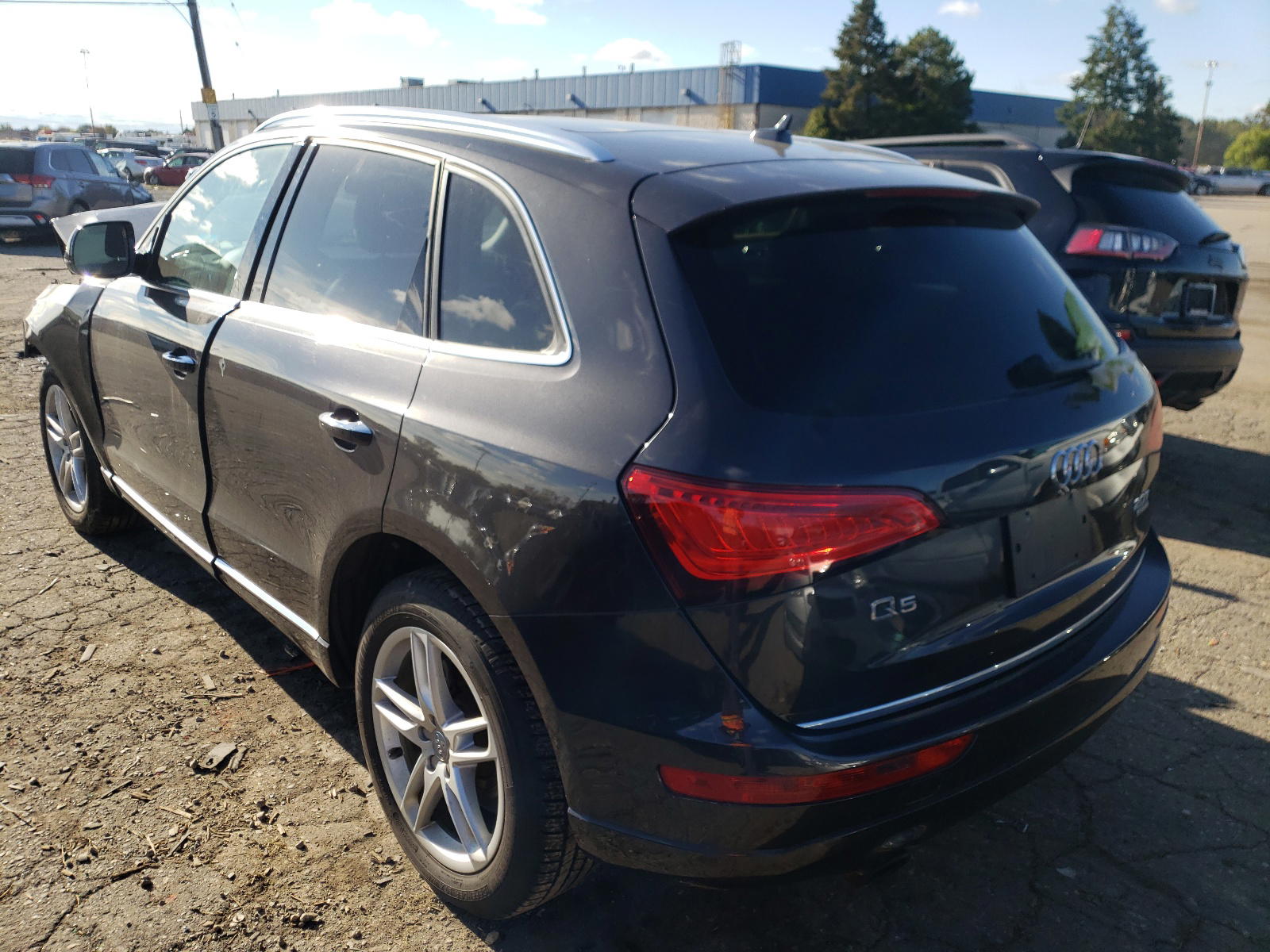 Photo 3 from auction – 2016 AUDI Q5 PREMIUM with VIN WA1C2AFP3GA133352