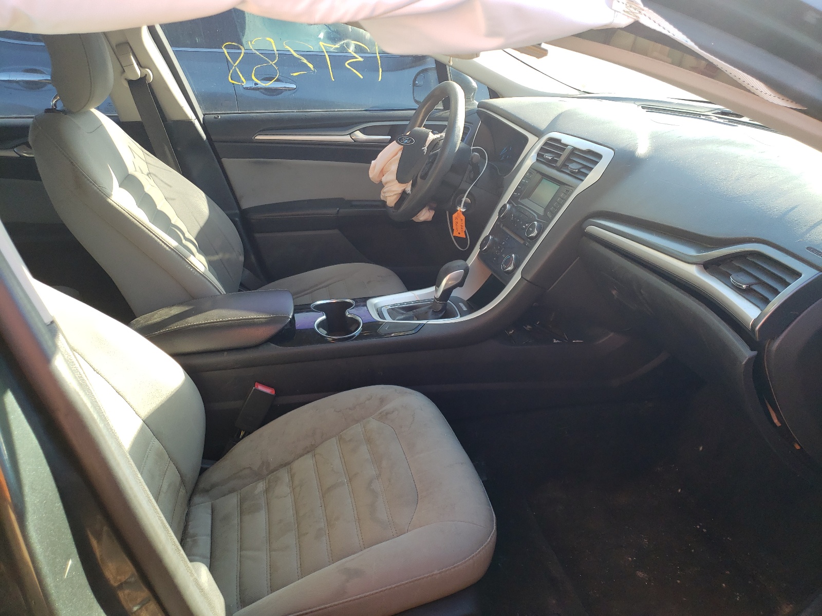 Photo 5 from auction – 2015 FORD FUSION S with VIN 1FA6P0G78F5113351