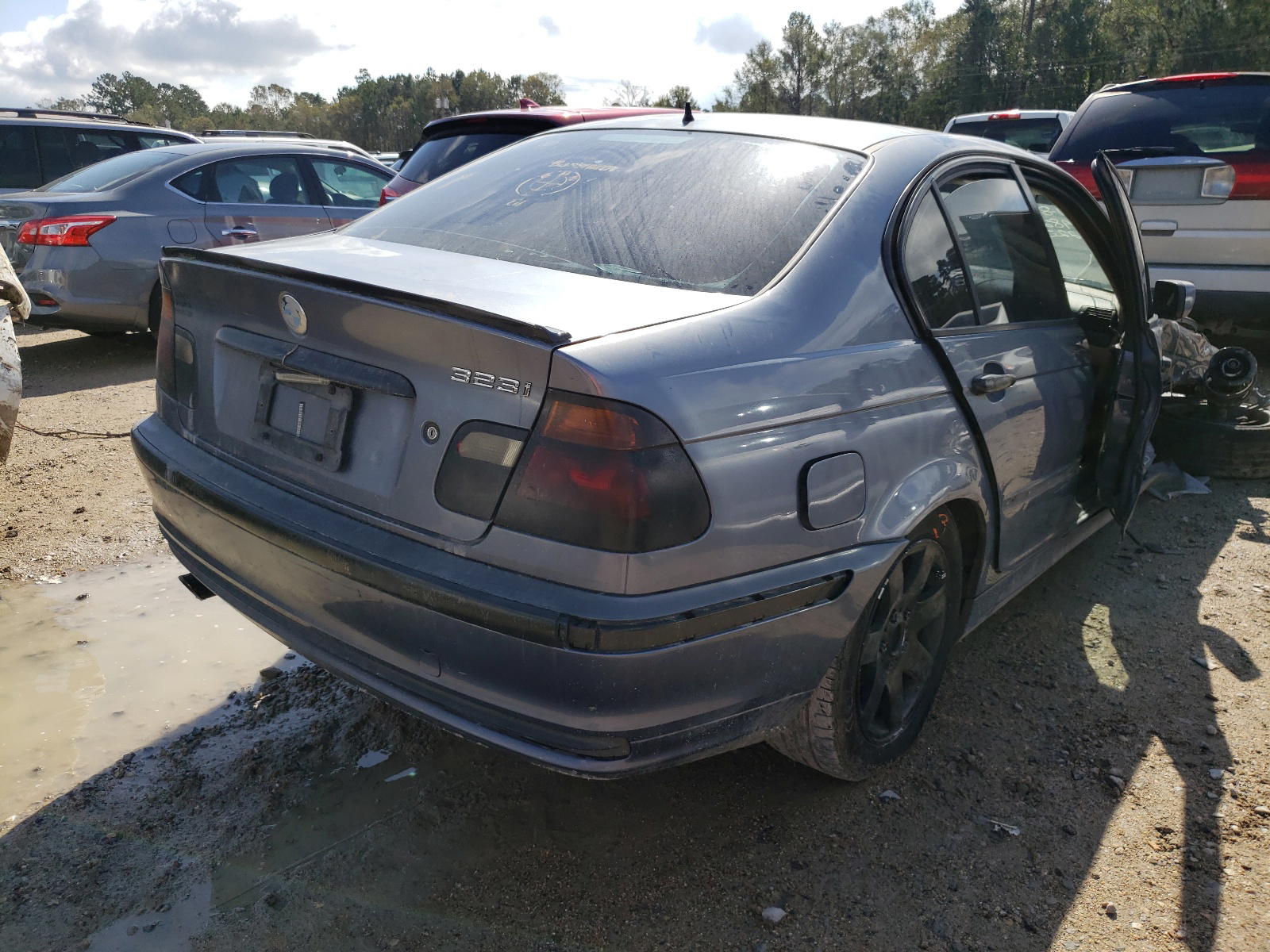 Photo 4 from auction – 1999 BMW 323 I with VIN WBAAM3330XCA82837