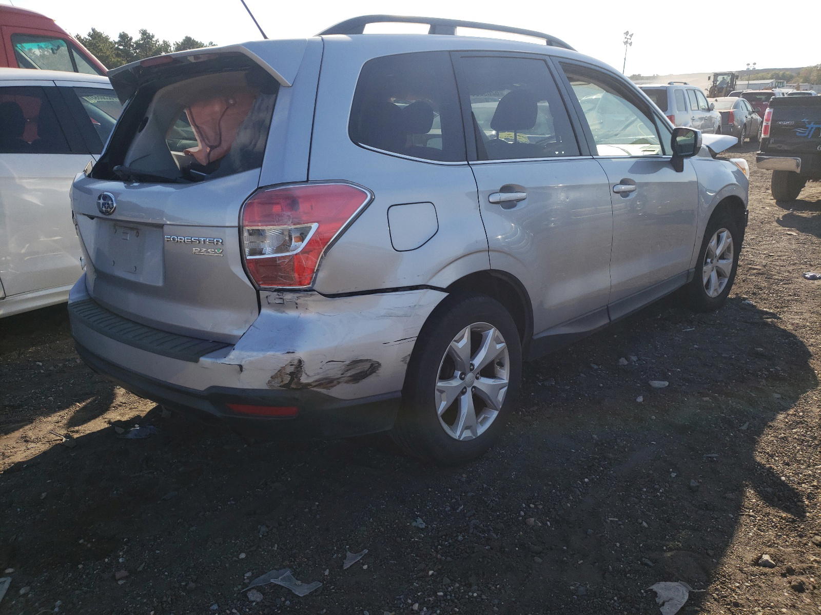 Photo 4 from auction – 2014 SUBARU FORESTER 2 with VIN JF2SJAJC8EH481727