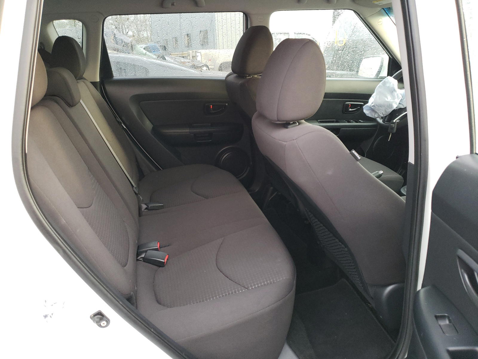 Photo 6 from auction – 2012 KIA SOUL with VIN KNDJT2A5XC7463437