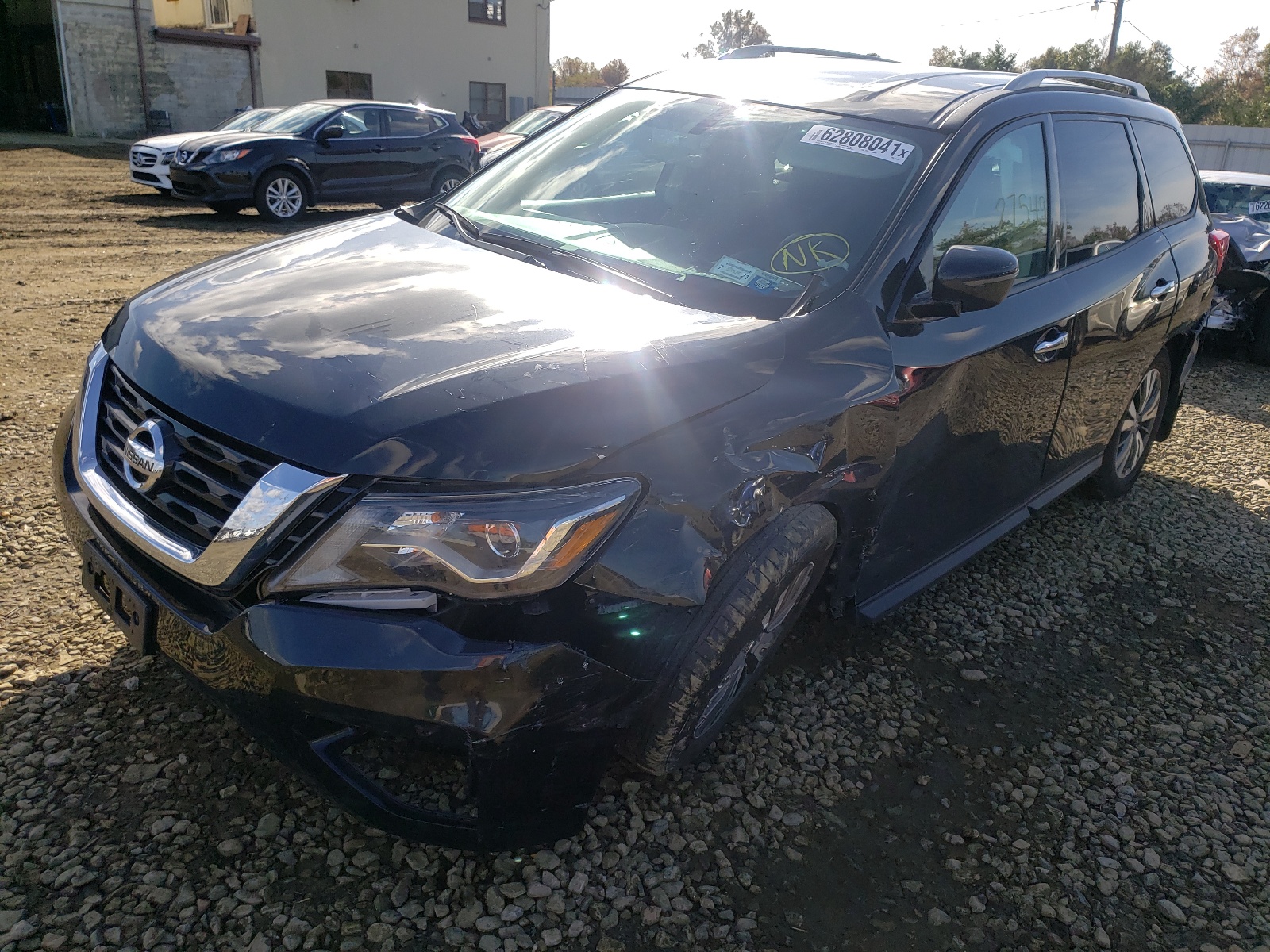 Photo 2 from auction – 2019 NISSAN PATHFINDER with VIN 5N1DR2MM0KC638827